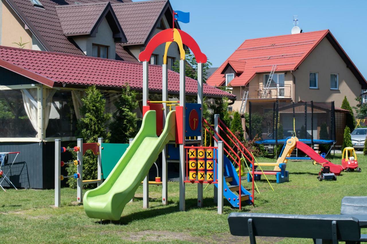 Dworek Karwia Wiosenna 8 Ngoại thất bức ảnh